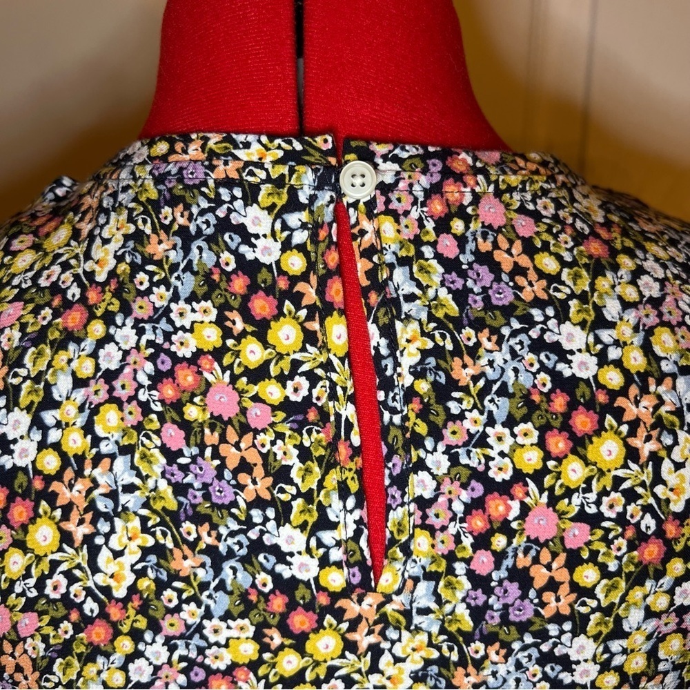 LOFT Short Sleeve Baby Doll Black & Floral Mini Short One Tier Dress Womens XS - Picture 4 of 7